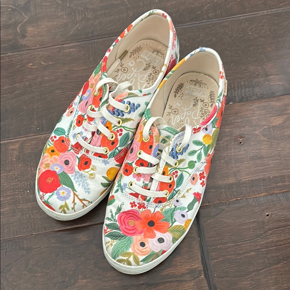 Floral Canvas Women's Sneakers